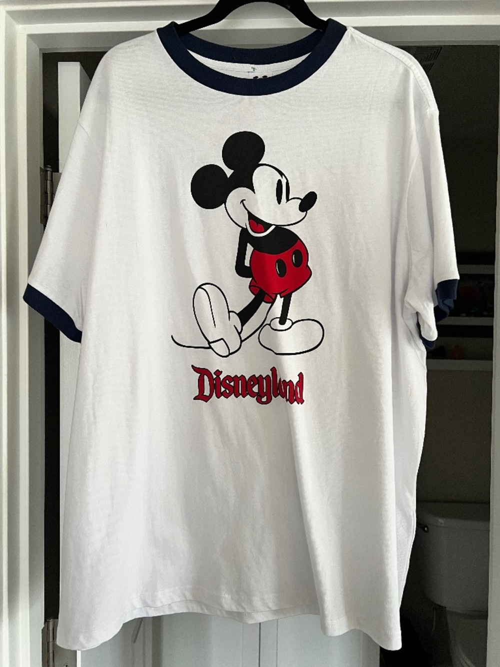 Classic Disney Mickey Mouse Men's T-shirt size 2XL New White with blue trim